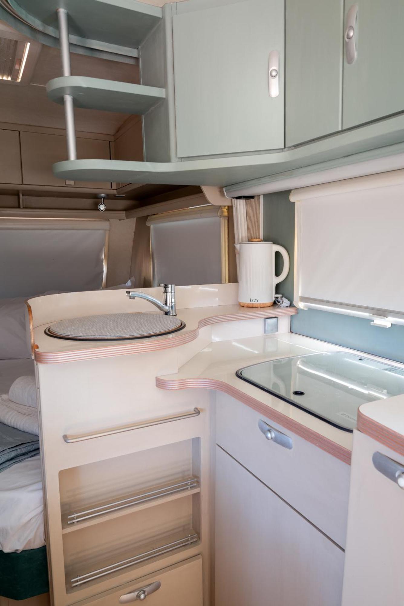 Falasarna Caravans Стая снимка