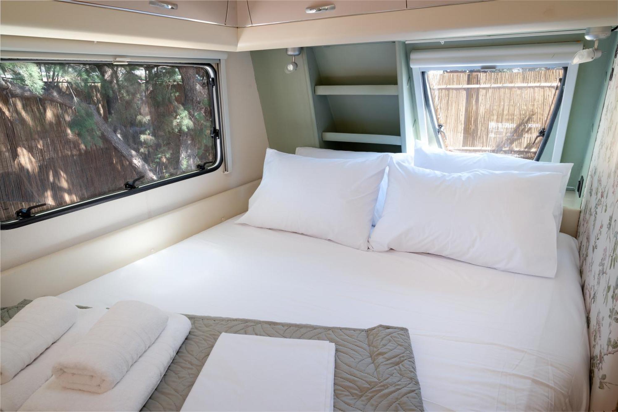 Falasarna Caravans Стая снимка